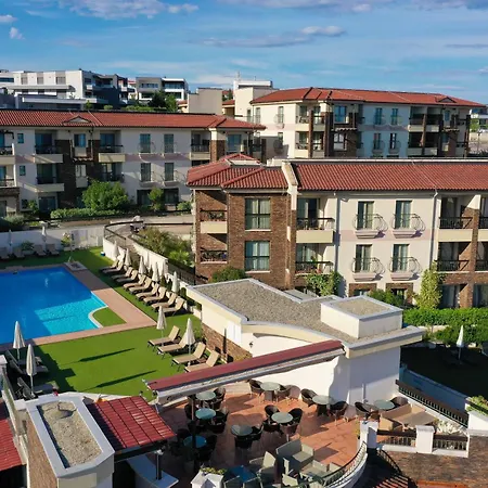 Blue Waves Hotel 4*