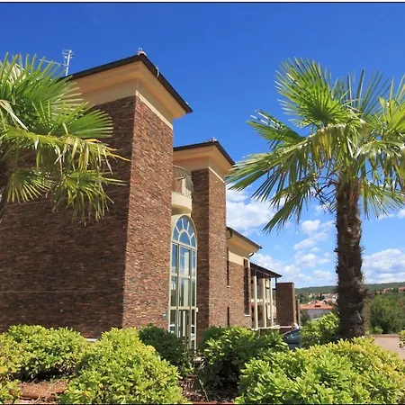 Blue Waves Малинска