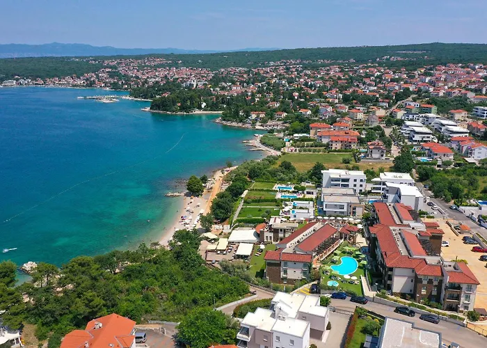 Blue Waves Hotell 4*