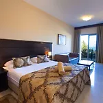 Hotel Blue Waves