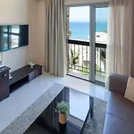 Blue Waves 4*