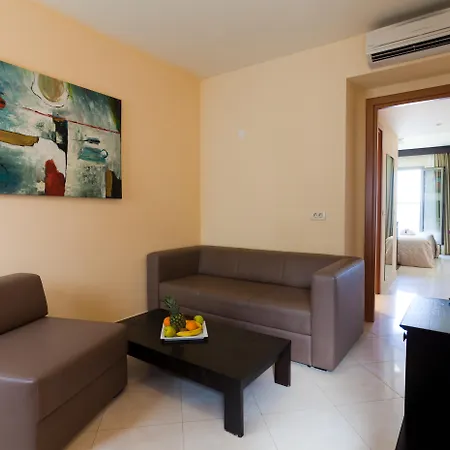 Blue Waves Hotel