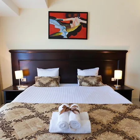 Blue Waves Hotel