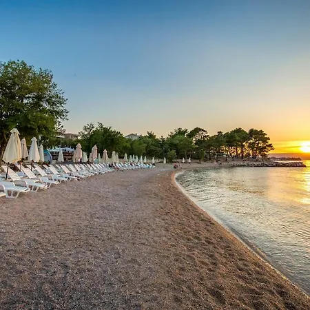 Hotel Blue Waves 4*